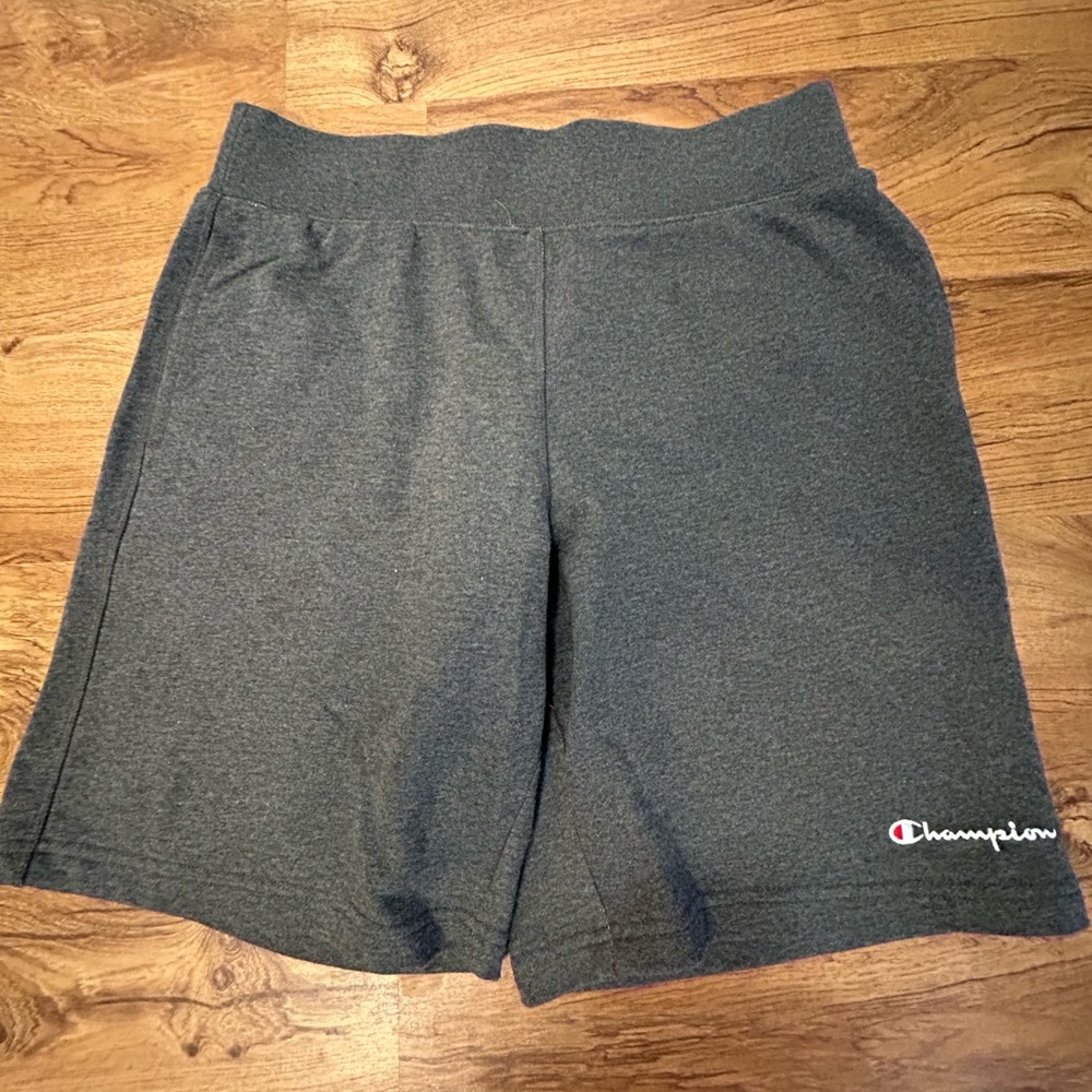 Men's Champion Athletic Lounge Shorts With Pockets, size medium